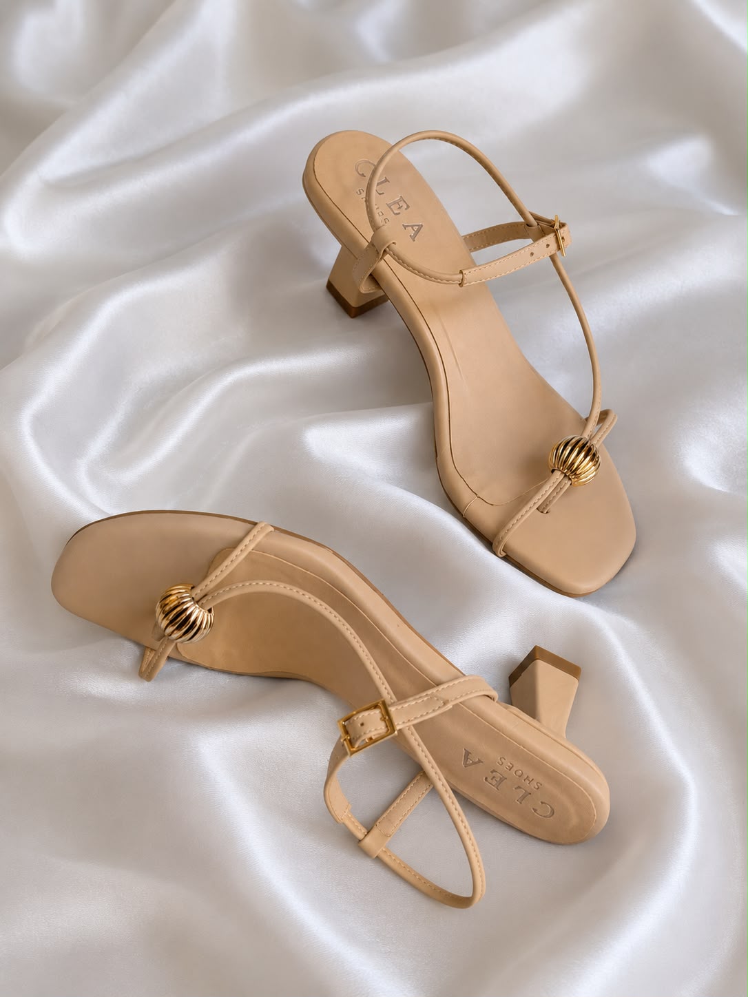 TACON SANTORINI NUDE