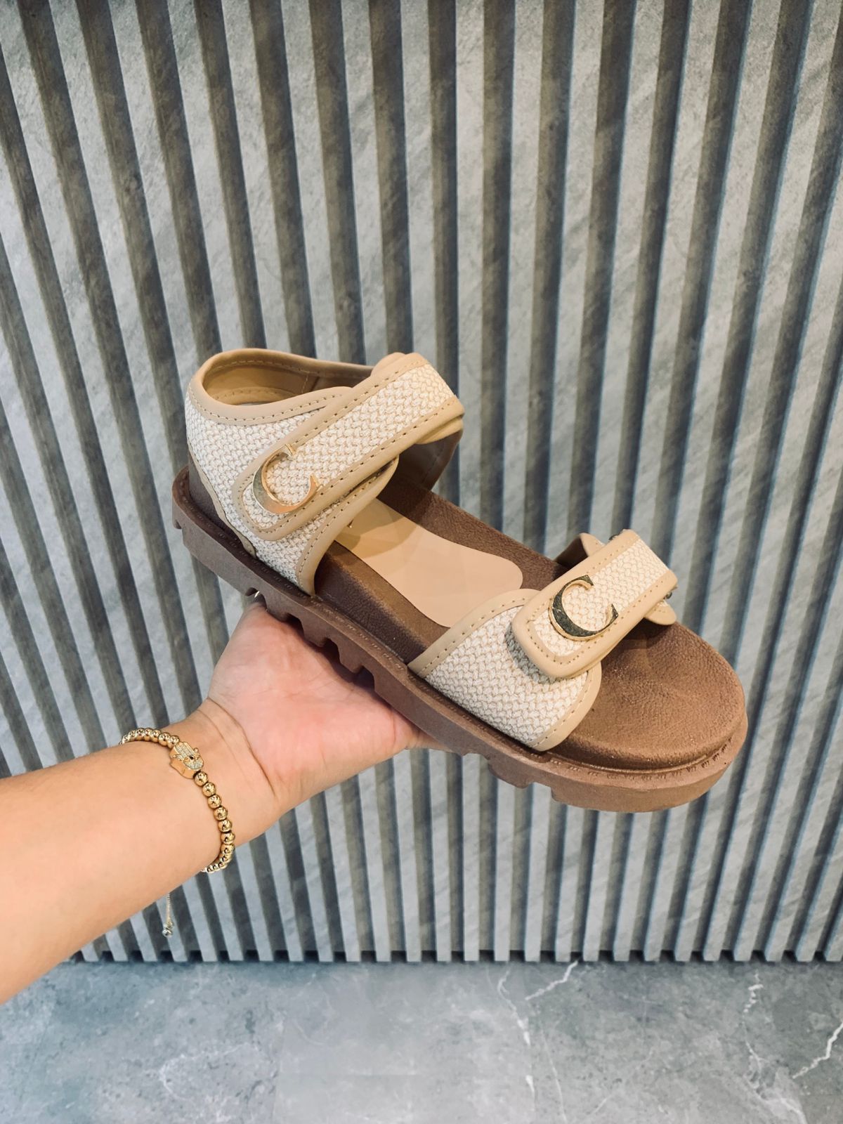 SANDALIAS LIRIO YUTE